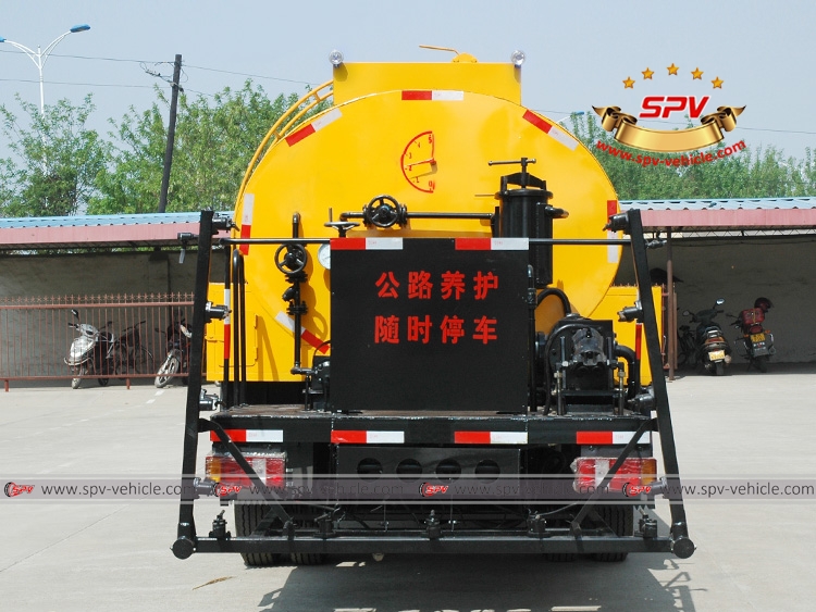 Bitumen Spray Truck IVECO(Yuejin)-B